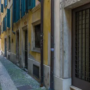 Maison Porta Leoni Apartment