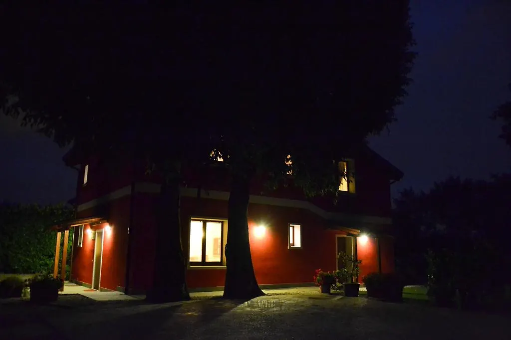 Farm stay Agriturismo Ca' La Pergola Verona Italy